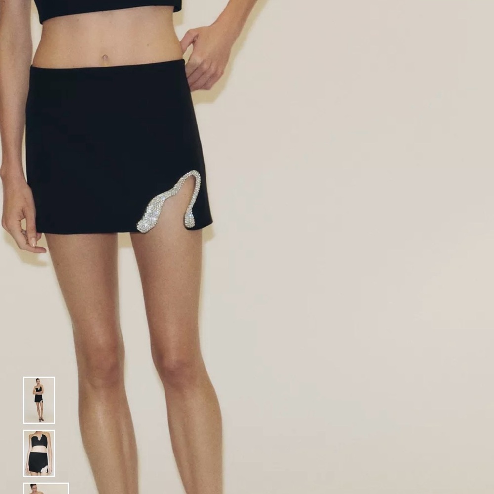 NWT Zara Black Mini Skirt with Pearl Detail sz Medium - Picture 8 of 8